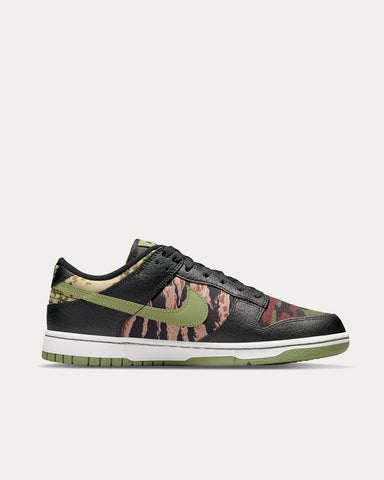 Nike Dunk Low SE Black / Green / Orange Low Top Sneakers