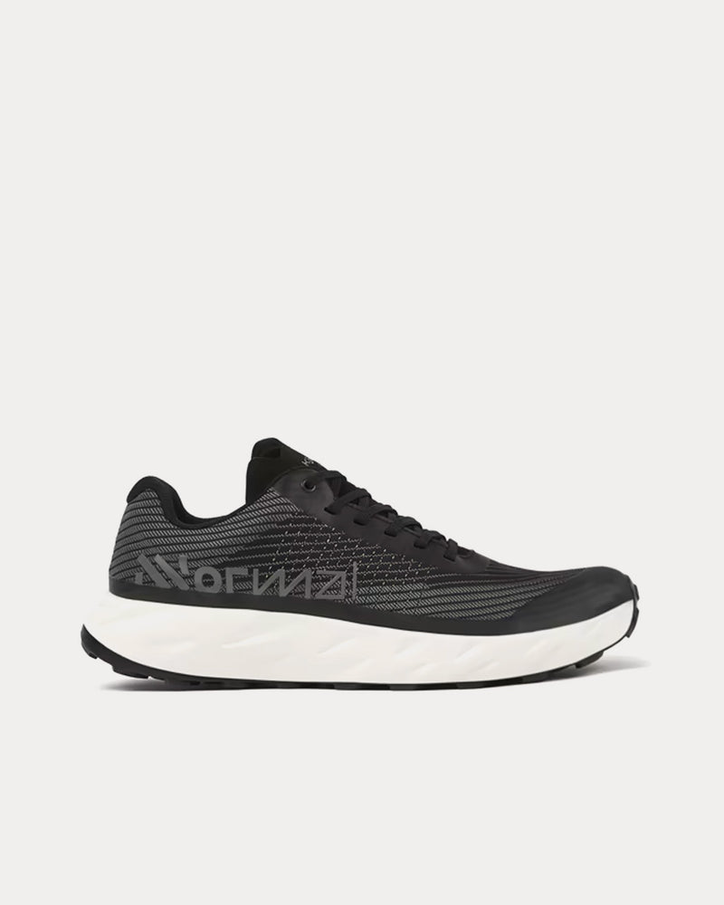 NNormal Kjerag Black Running Shoes - 1