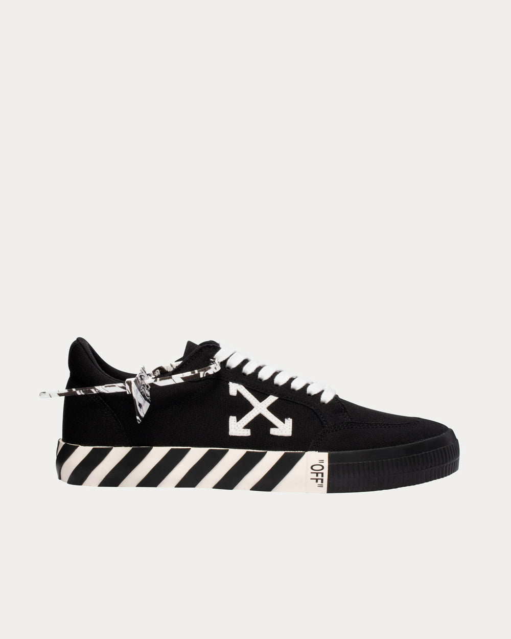 Off-White Vulcanized Black Low Top Sneakers - 1