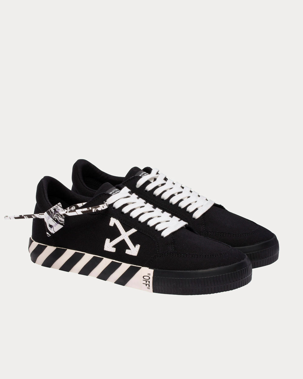 Off-White Vulcanized Black Low Top Sneakers - 2