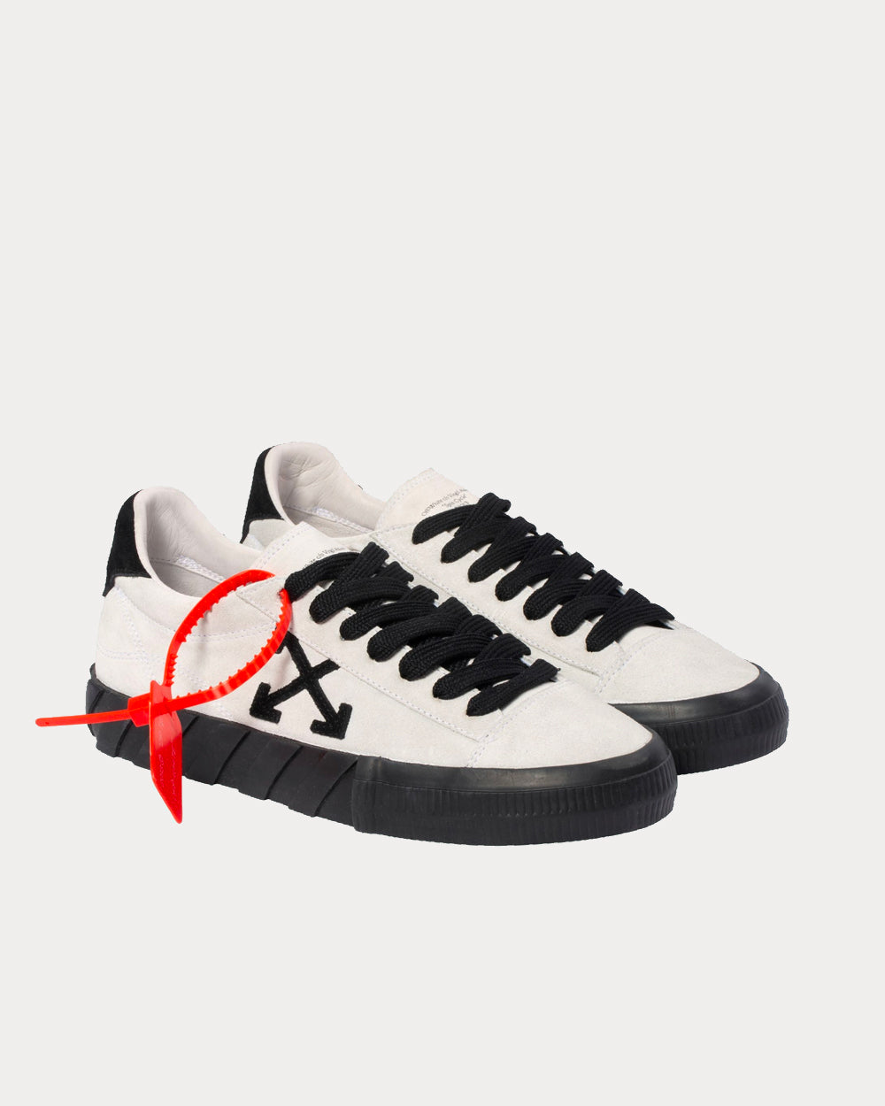 Off-White Low Vulcanized White / Black Low Top Sneakers - 2