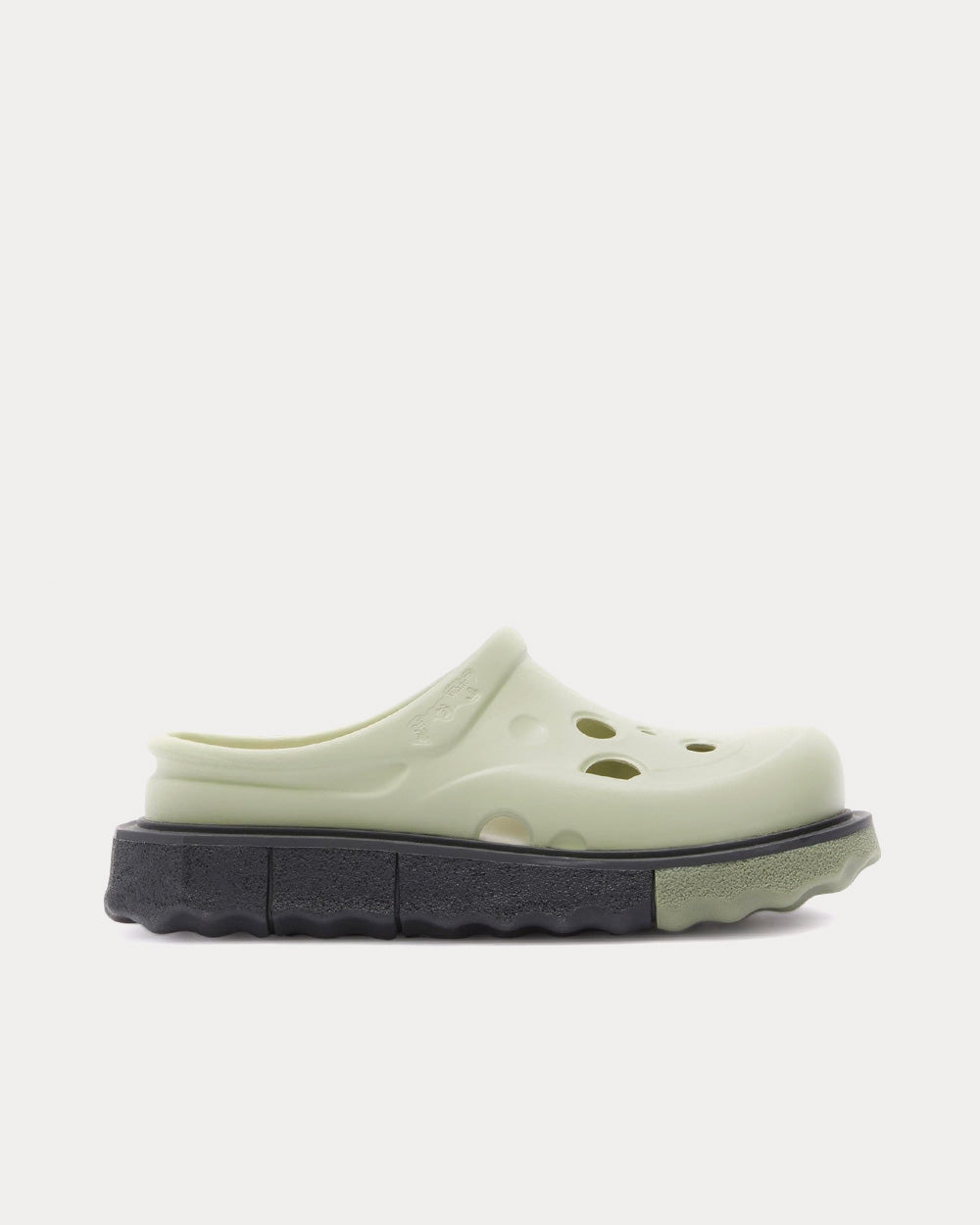 Off-White x Crocs Spongesole Meteor Slipper Green / Black Slip Ons - 1