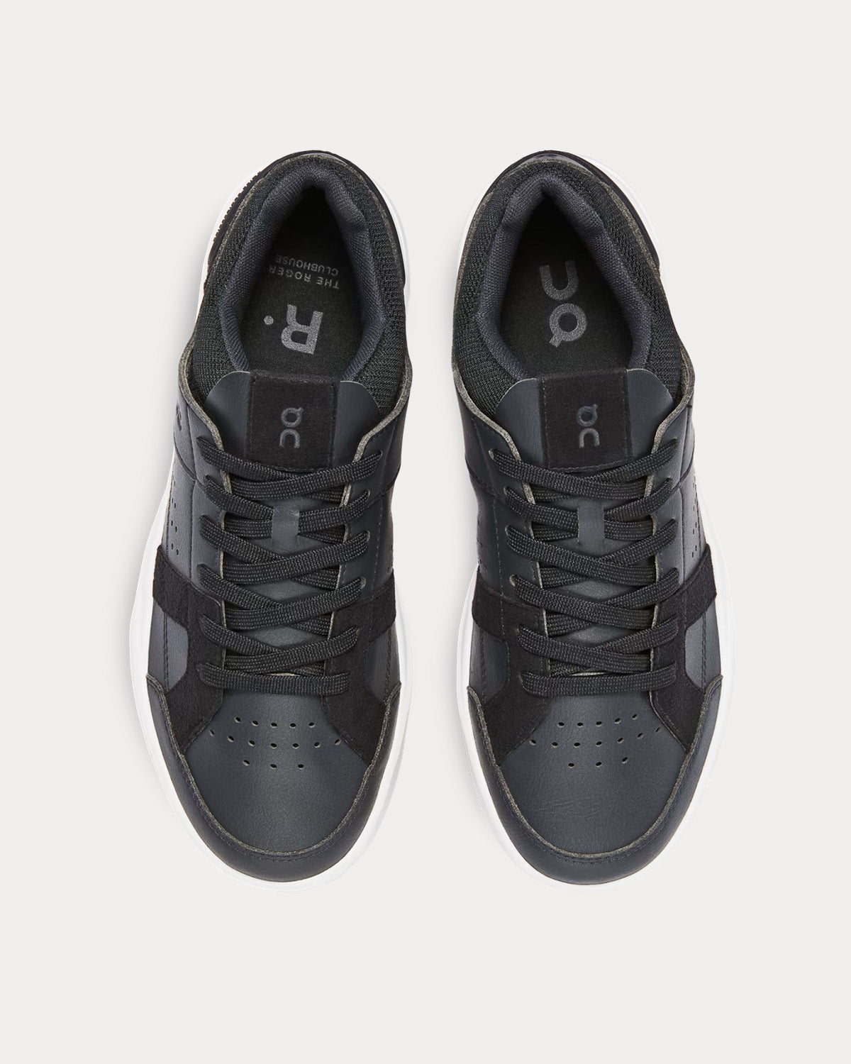 On Running - THE ROGER Clubhouse Black / White Low Top Sneakers