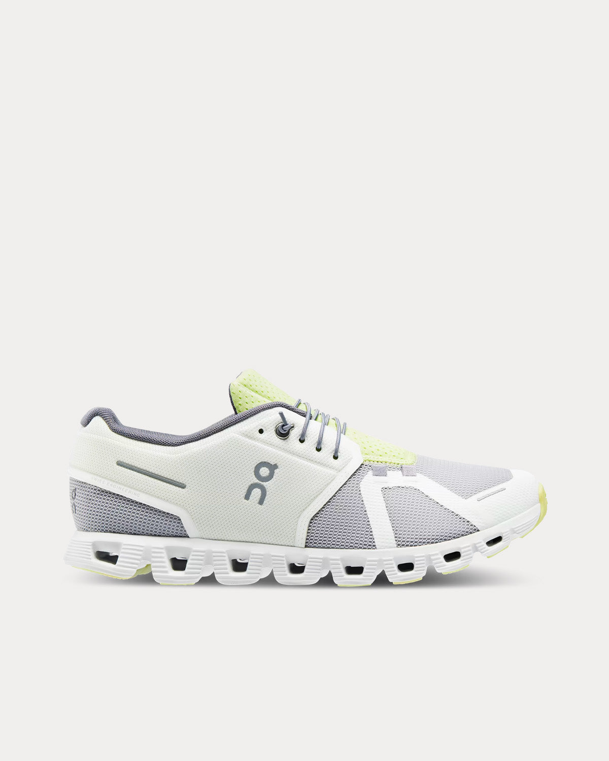 On Running Cloud 5 Undyed-White / Glacier Running Shoes - Sneak in Peace