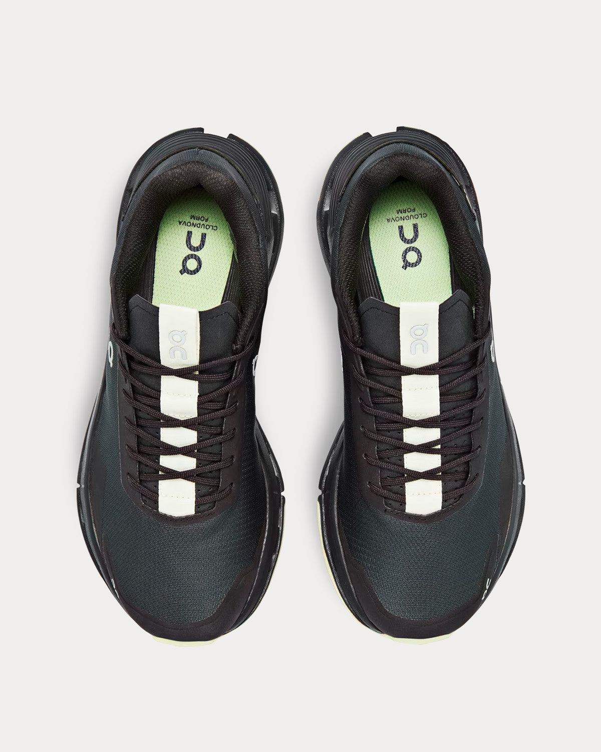 On Running Cloudnova Form Black / Hay Running Shoes - 2