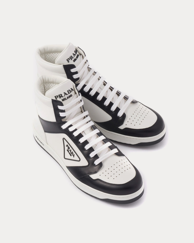 District leather sneakers
