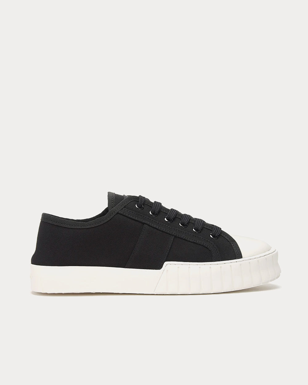 Primury Divid Black & White Low Top Sneakers - 1