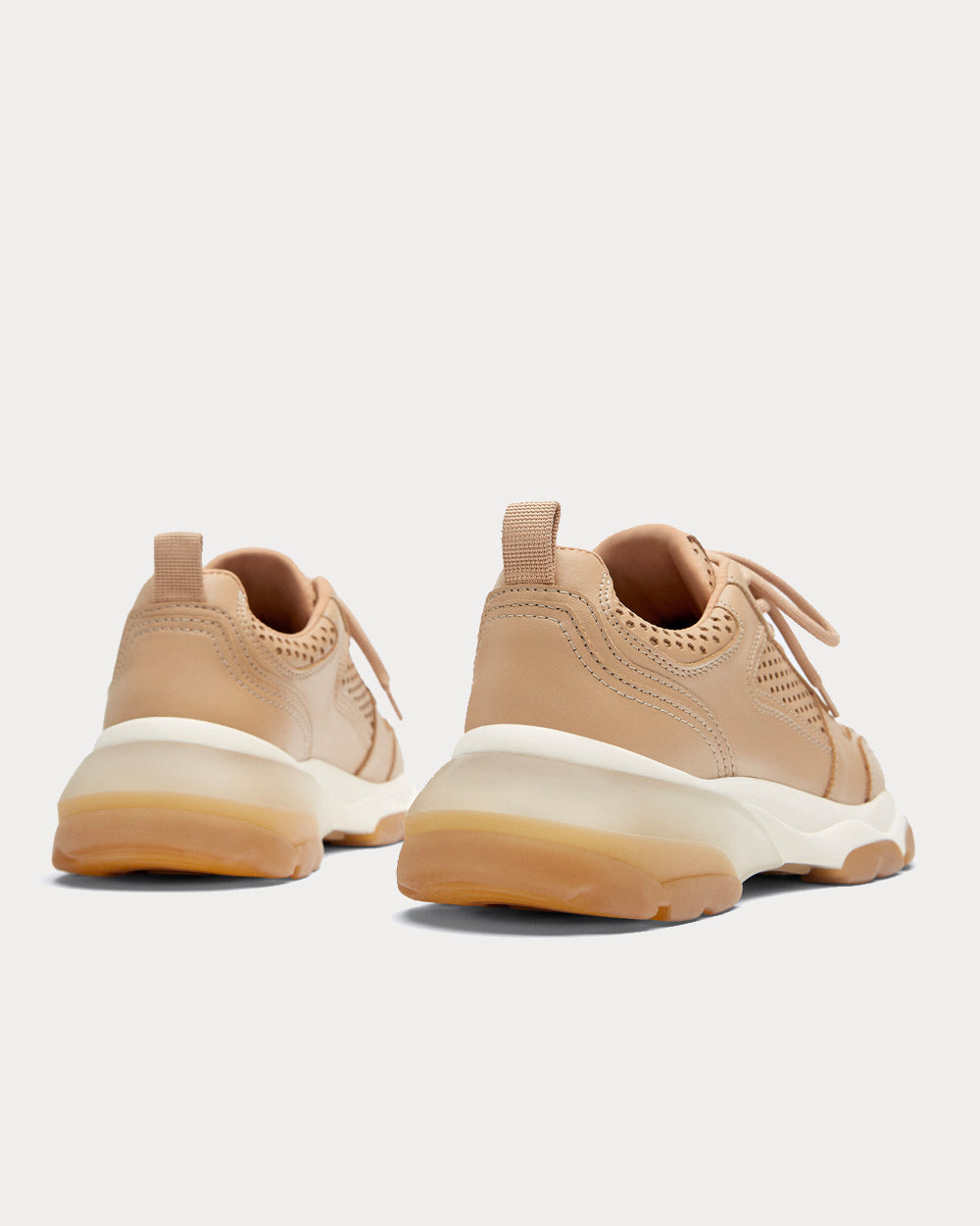 Uterqüe - Die-cut Leather Camel Low Top Sneakers