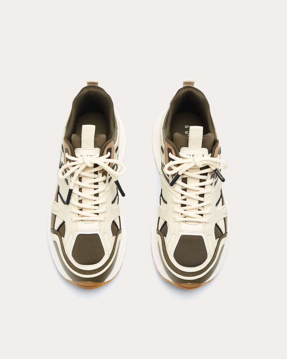 Uterqüe Technical Two Tone Low Top Sneakers - 3