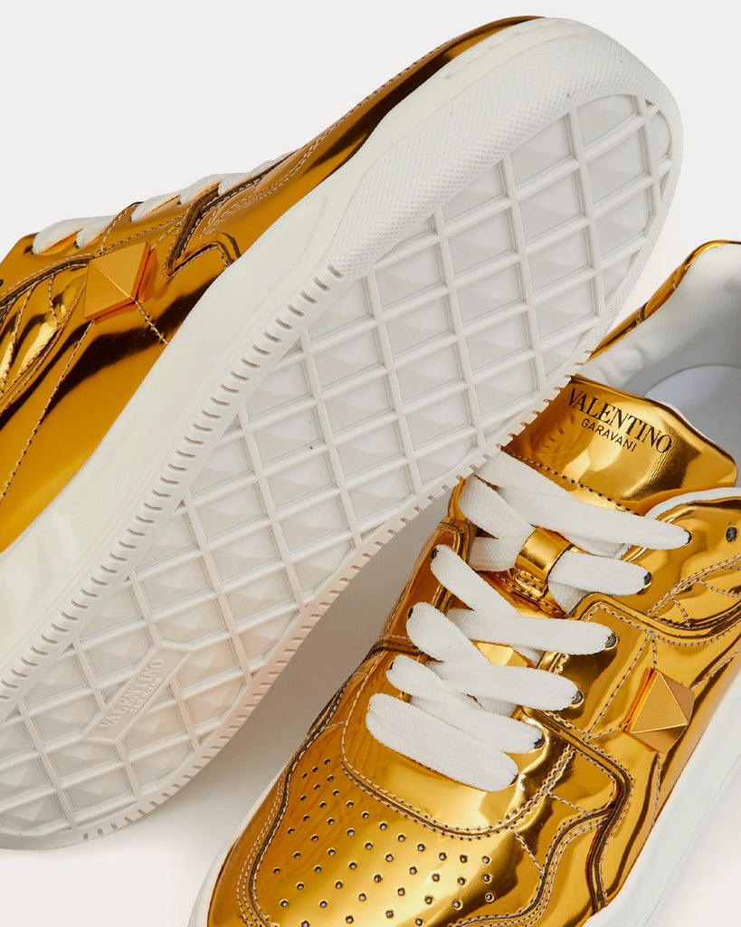 Valentino hot sale sneakers gold