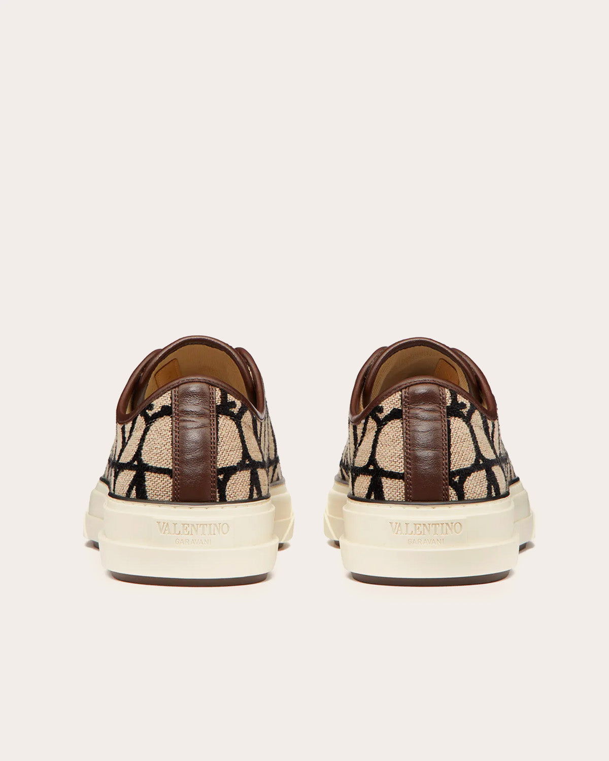 Valentino Toile Iconographe Totaloop Beige / Black Low Top Sneakers - 4